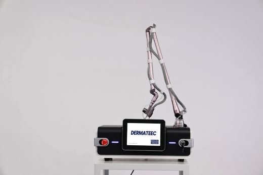 Dermateec Portable Fractional CO2 Laser with Vaginal Applicator — aesthetic equipment by Dermateec